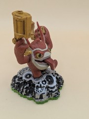 Skylanders Spyro’s Adventure TRIGGER HAPPY Series 1 Figure 2011 Green Base