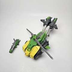 Transformers Autobot Springer Generations Voyager Class – Incomplete