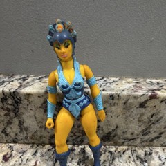 1981 Masters of the Universe Evil Lyn Action Figure 6.5 inches.