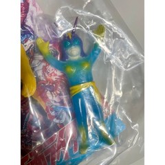 Bee Woman (New Color) + Mini Figure – Kamen Rider Shocker Villain – Medicom