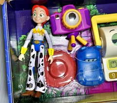 2026 Mattel Toy Story 5 – Playscale JESSIE & “DOUBLE A TEAM” Action Figure 4pk