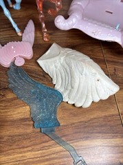 1984 Vintage She Ra Princess of Power Crystal Lot Horses Furniture Wings Vanity