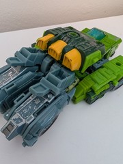Transformers War for Cybertron Siege Springer Action Figure. No Instructions
