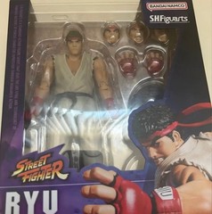 Bandai Street Fighter S.H. Figuarts Ryu Outfit 2 Figure US Seller