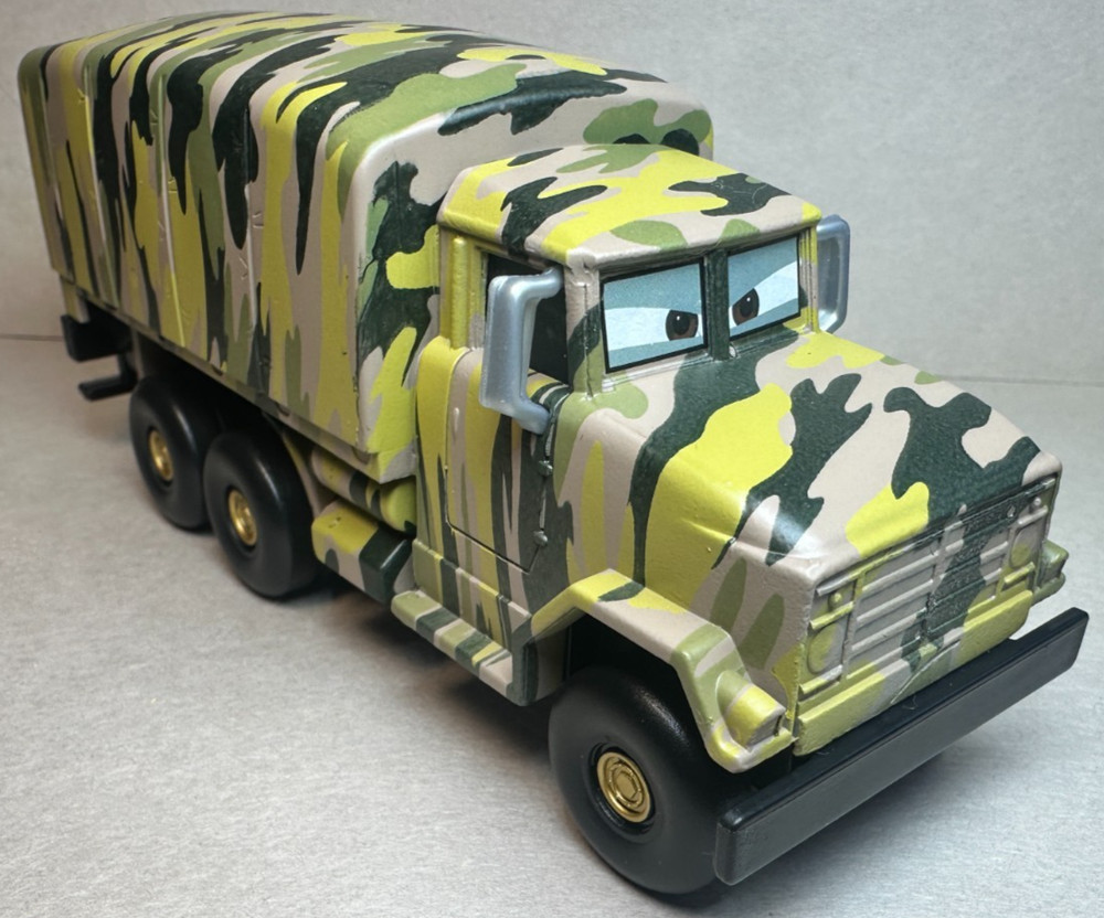 Disney Pixar Cars Toons UFM Deluxe Andy Gearsdale Military Truck 1:55 Diecast FC