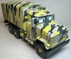 Disney Pixar Cars Toons UFM Deluxe Andy Gearsdale Military Truck 1:55 Diecast FC