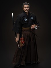 Infinite Statue X Kaustic Plastik TOSHIRO MIFUNE RONIN 12in Action Figure Doll