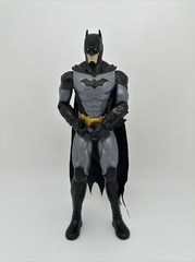 Batman 11 In DC Comics Action Figure w/Cape Spin Master 67800 S20 EUC 2020…106