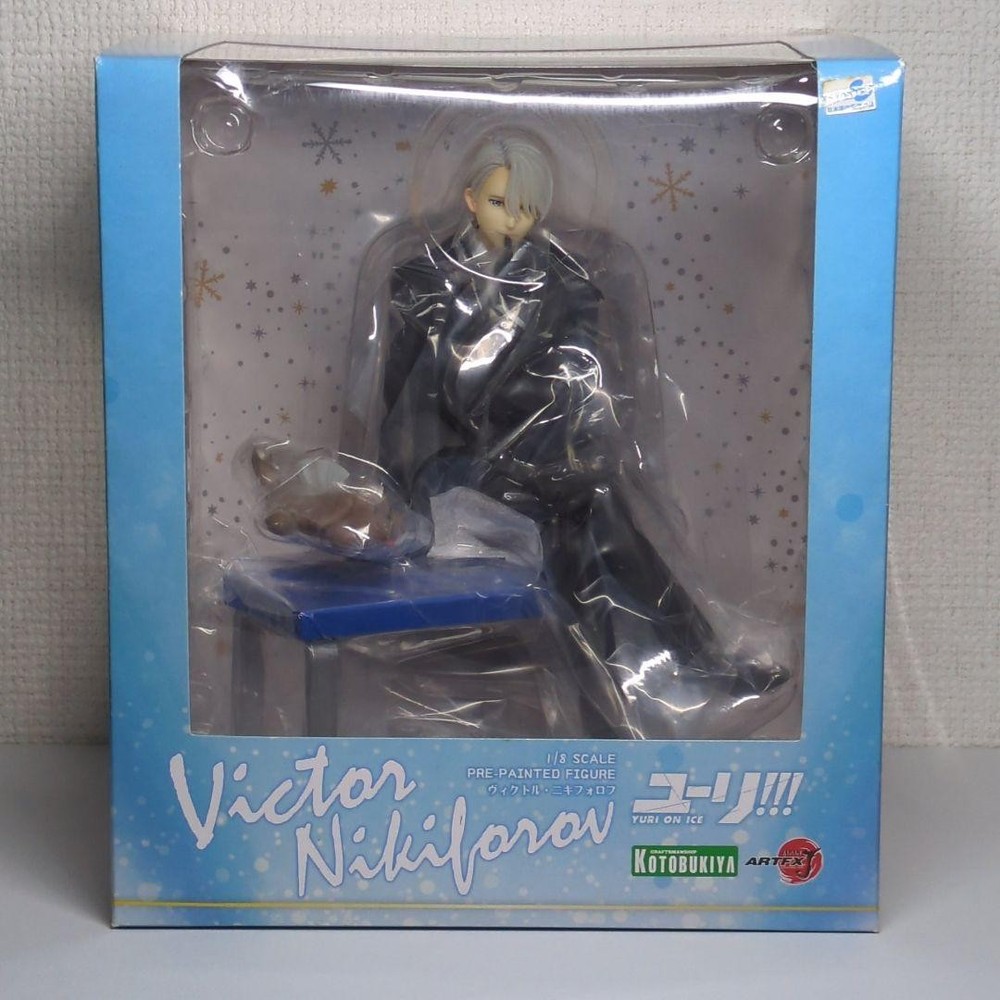 ARTFX J Yuri! on ICE Victor Nikiforov Figure
