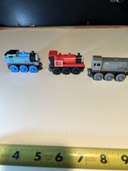 Lot Of 3: 1998 Learning Curve Britt Allcroft Wooden Railway Thomas Train Set