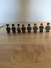 Military Offbrand Guns And Characters