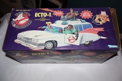 VTG 1984 Real Ghostbusters ORIGINAL Ecto-1 Vehicle 80s w box 100% Complete 7 fig