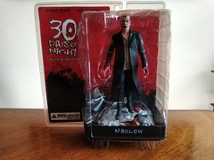 READ* Gentle Giant LTD 2009 Dark Days LLC 30 Days Of Night Marlow Action Figure