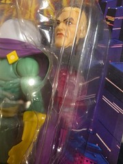 Marvel Legends Retro Cardback 6″ Spider-Man Mysterio Immersive Illusions