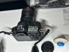 Canon Miniature Camera EOS 5D Mark III EF24-105mm F4L IS USM 8GB USB Flash Drive