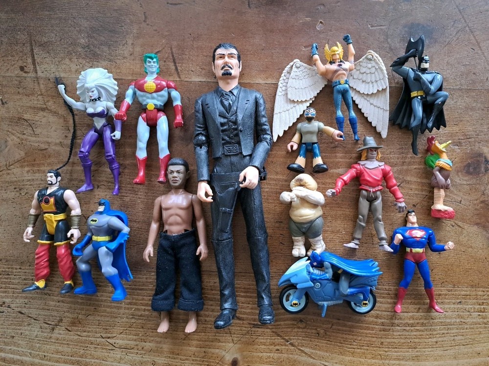 14 Vintage Action Figures 1990’s Various Types/Sizes See Photos