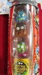 Moose Enterprise Grossery Gang Series 2 Action Figures w/ Storage Can & 4 Gross…