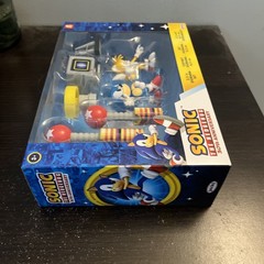 Jakks Pacific Sonic The Hedgehog Sonic & Tails Figure Diorama Set