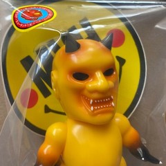 Mutant Vinyl Hardcore Kewpie Lash Yellow Jacket Sofubi Designer Toy Kaiju Mvh