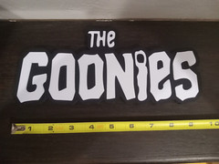 Retro Goonies 1980s Movie Vintage style logo magnet sign display