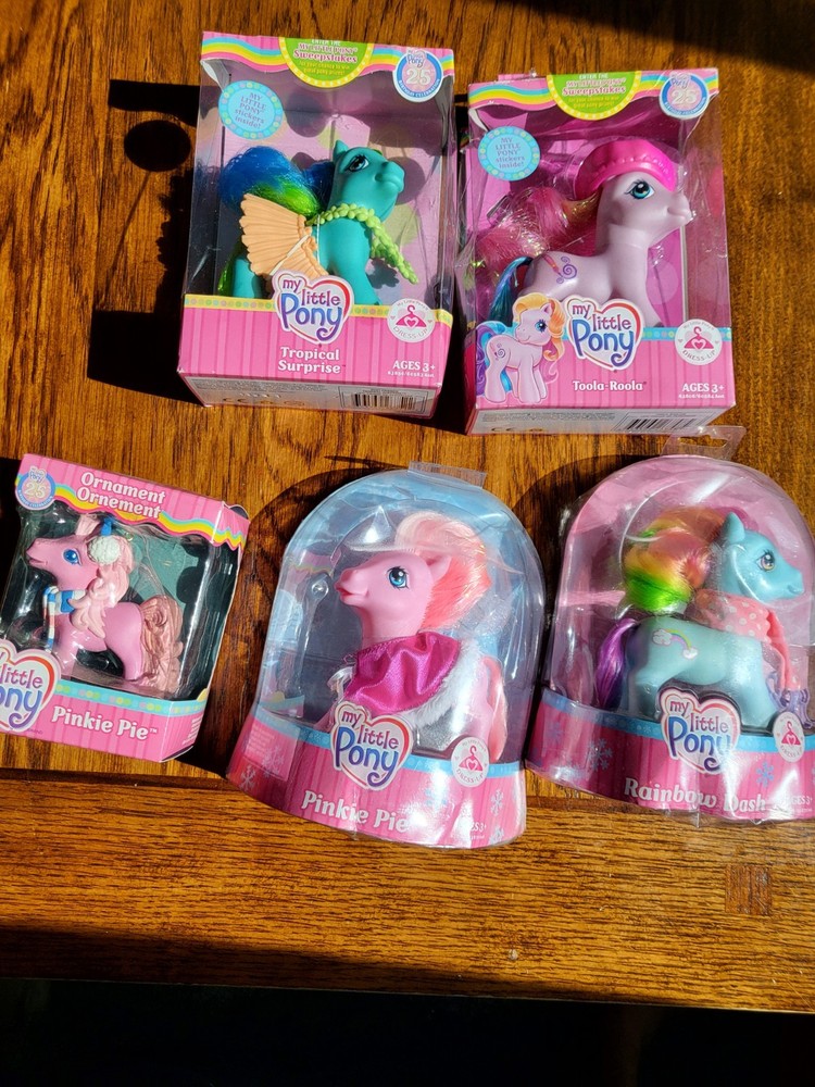 My Little Pony TOOLA – ROOLA 25th Birthday Rainbow Dash- Hasbro Pinkie Pie Read