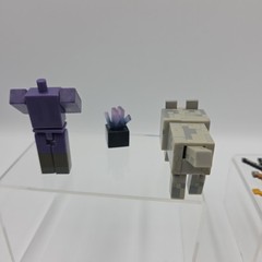 Minecraft Lot Figures Key Chain Mini Figs & Wolves Zombie Steve GUC