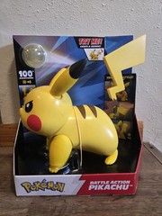 2026 Jazwares Pokémon Battle Action Pikachu Figure Lights 100+ Reactions NIB