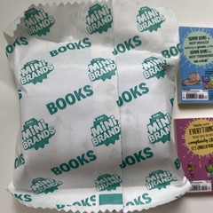 Mini Brands Books x4 Roald Dahl Set: BFG, Matilda, Twits, Charlie + bookshelf