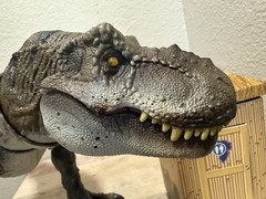 Jurassic Park Hammond Collection Outhouse Chaos T-Rex SDCC Exclusive -Loose READ