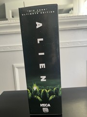 NECA Alien Big Chap Ultimate Edition Boxed Figure w/ Facehugger, Pod NEW