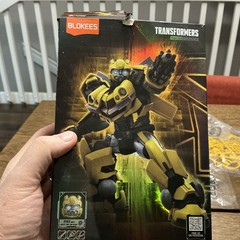 Blokees Transformers Classic Class 02 Bumblebee Model Kit Light Up-Missing Parts