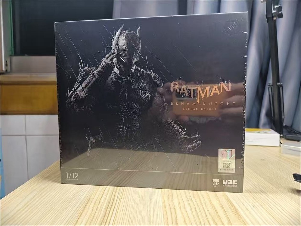LPZZ 1/12 DC Arkham Knight UPF Collectible Male Action Figure Model Toy In Stock