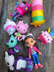 10pcs/set Miniature Cartoon Figures Cute Doll House Playset Collection Toys