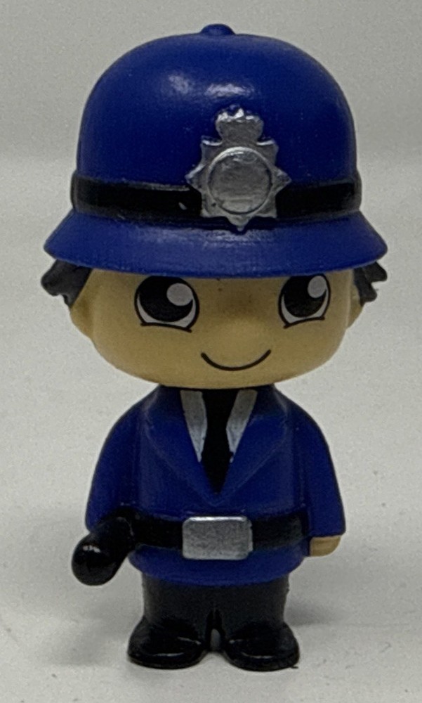 Ryan’s World Tour United Kingdom Micro Figure British Officer