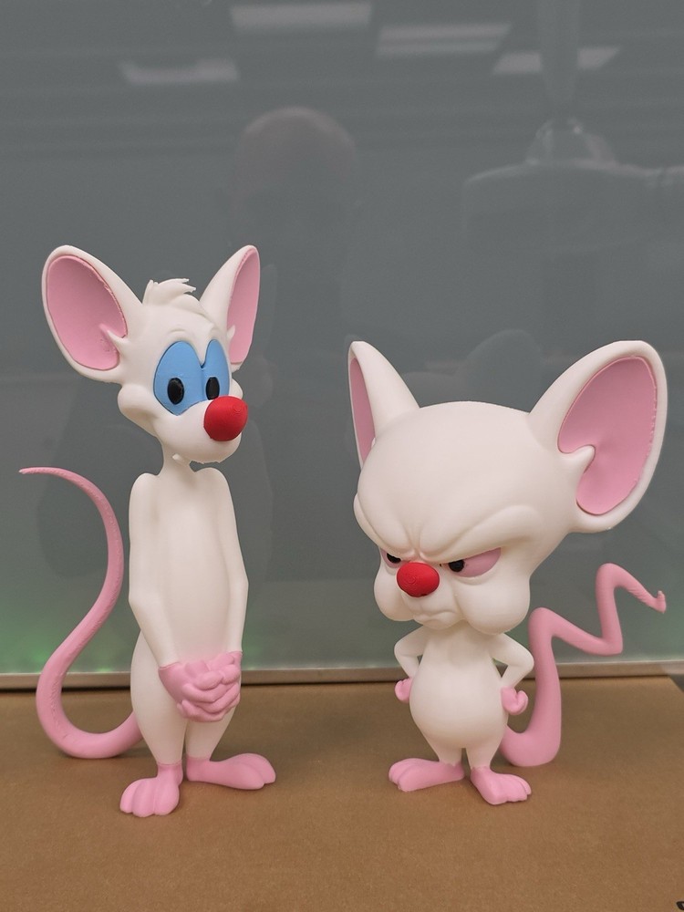 2 Set Pinky and The Brain Figurines Classic Series Collectible Set 9in & 7in