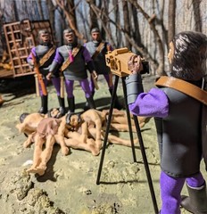 Planet of the Apes – MEGO Scale – Pile of Bodies from the Hunt!