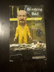 2012 Mezco Breaking Bad WALTER WHITE Bobblehead Yellow Jumpsuit New in Box READ
