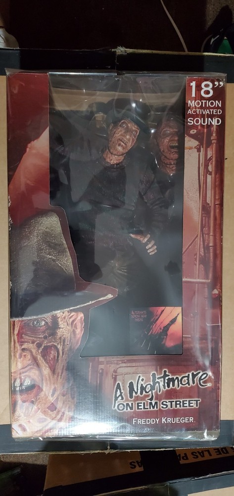Nightmare On Elm Street Freddy vs Jason NECA 18” Freddy Krueger Figure 2004 NIB