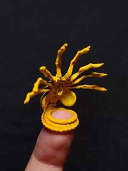 Hot Alien Xenomorph With Facehugger 6″ Action Figure Halloween Toy WITH BOX SET
