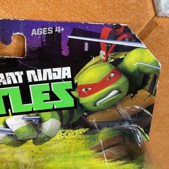 TEENAGE MUTANT NINJA TURTLES THROW-N-BATTLE RAPHAEL ACTION FIGURE New Sealed