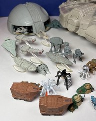Large Lot of Vintage Star Wars Galoob Micro Machines Sets & Figurines 1994 1995