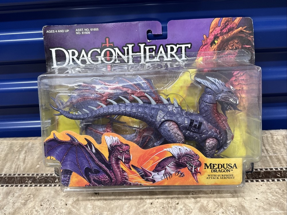Dragonheart Medusa Dragon w/ Surprise Attack Serpent Kenner 1995