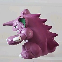 1999 Nidoking Tomy Mini Figure – Pokemon Nintendo – Vintage Collectible