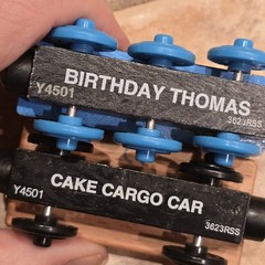 Birthday Thomas & Friends Wooden Railway Birthday NO CAKE Cargo Car Y4501