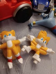 Collection Of Small Fast Food Toys! 12 Pieces