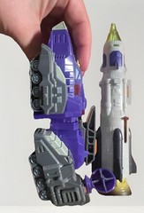 2004 TRANSFORMERS UNIVERSE ULTRA CLASS SOUNDWAVE WITH SPACE CASE COMPLETE