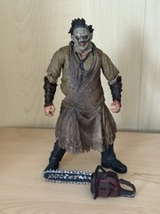 Texas Chainsaw Massacre Figures Mezco 2008 Leatherface Incomplete