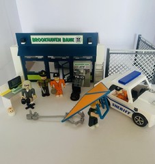 Roblox figures Toy Play set Police jailbreak Brookhaven Lot