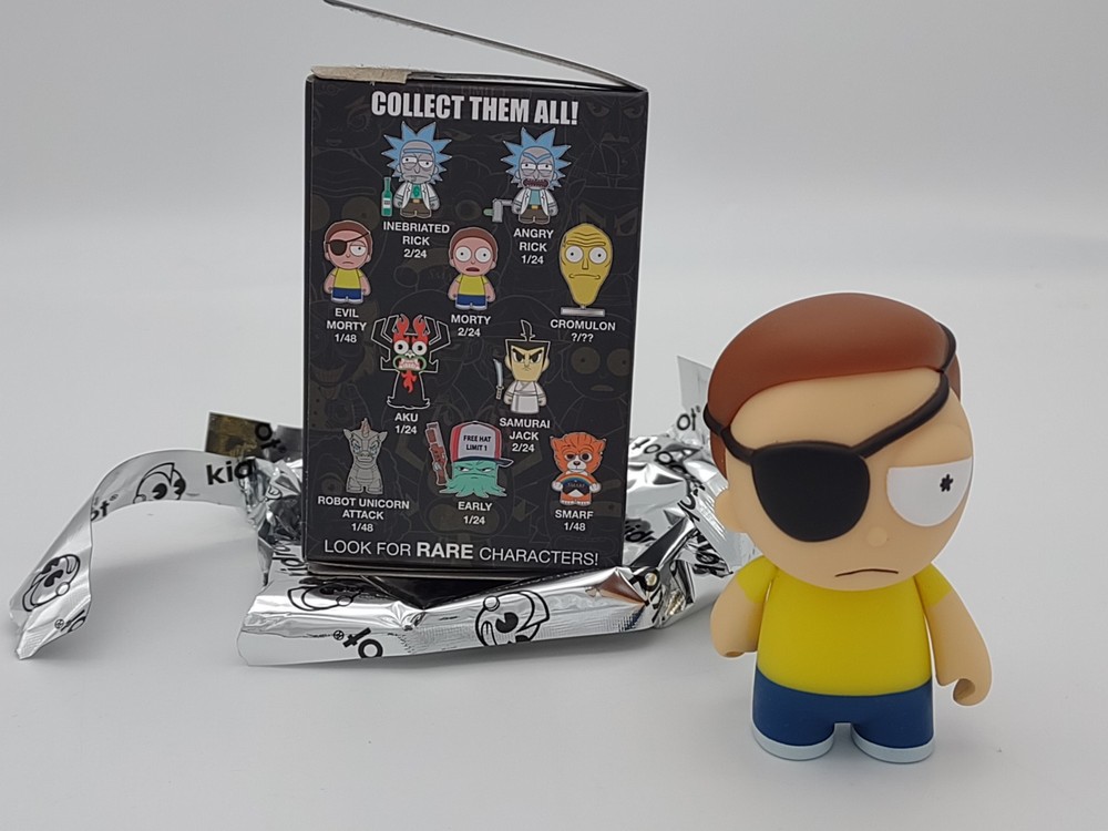 Kidrobot Adult Swim Series 2 Evil Morty 3″ Vinyl Mini Figure Chase 1/48