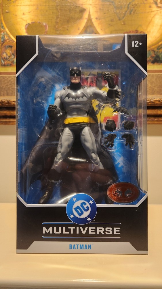 McFarlane DC Multiverse Batman Golden Age, Red Platinum Edition…